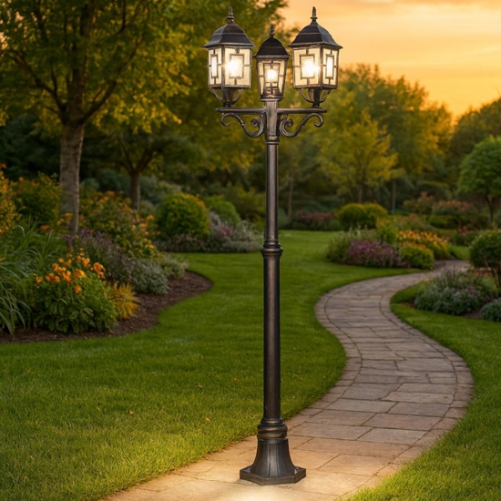 Lampione alto da giardino classico antico 3 luci lanterne ruggine Lampione alto da giardino classico antico 3 luci lanterne ruggine