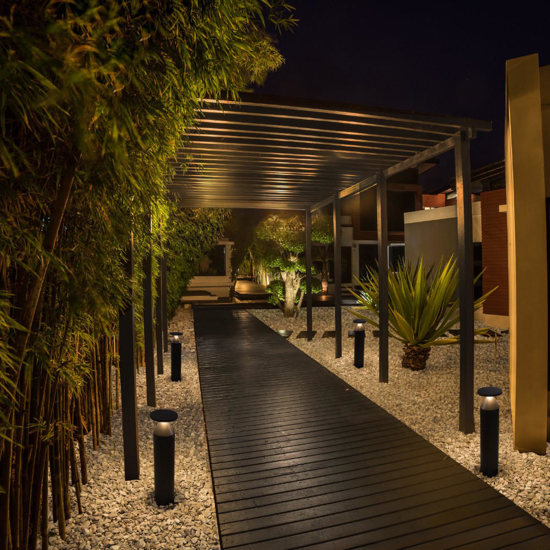 Lampione da giardini moderni led 11w 3000k nero ip65
