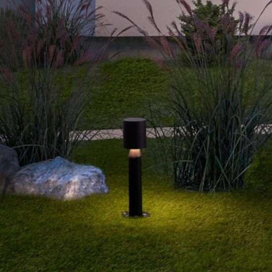 Lampioncino da giardino nero led 6w 3000k moderno tubolare Lampioncino da giardino nero led 6w 3000k moderno tubolare