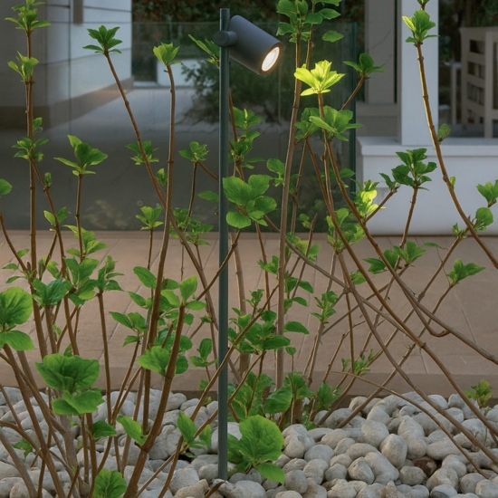 Lampione grigio da giardino orientabile led 13w 3000k
