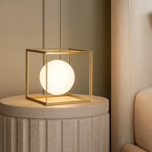 Abat-jour da comodino cube perenz gabbia oro sfera vetro bianco