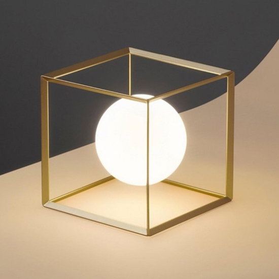Abat-jour da comodino cube perenz gabbia oro sfera vetro bianco