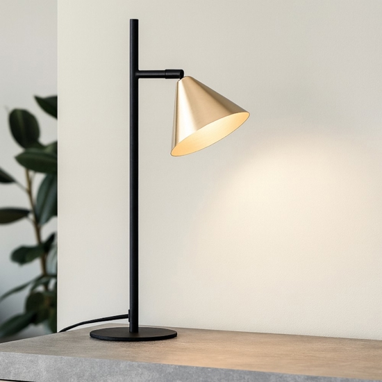 Lampada da tavolo moderna paralume a cono colore oro