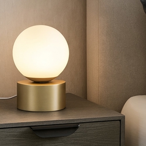Abat-jour da comodino ideal lux perlage tl1 metallo ottone vetro bianco