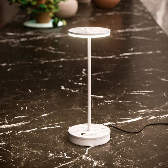 Linea light gemini tab lampada da tavolino portatile effetto marmo bianco