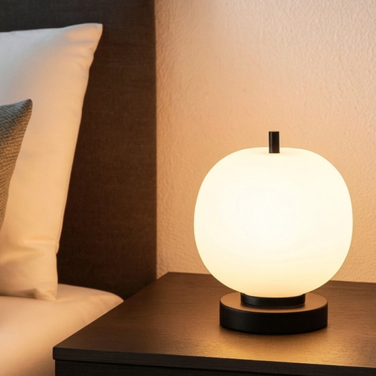 Lampada da comodino moderna nera per camera da letto