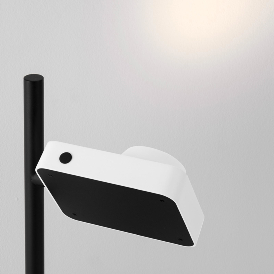 Lampada da tavolo bianca design moderna macchina fotografica Lampada da tavolo bianca design moderna macchina fotografica