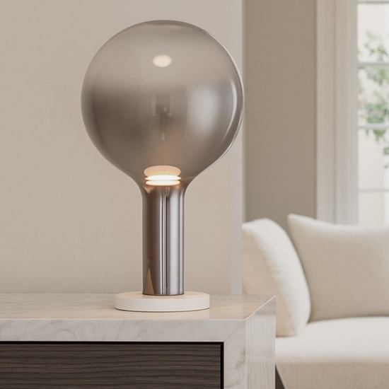 Lampada da tavolo design moderna vetro fume Lampada da tavolo design moderna vetro fume