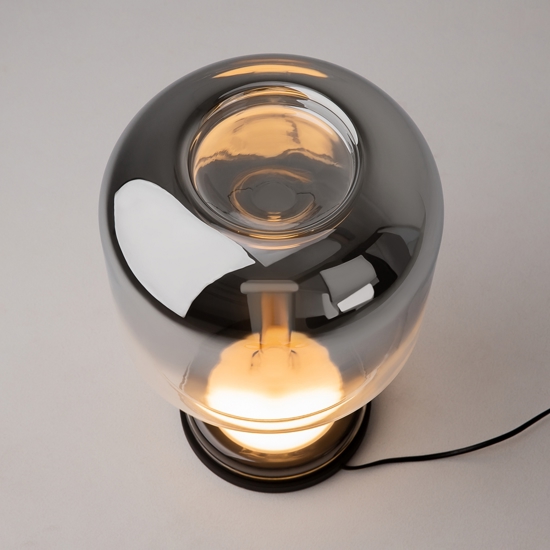 Lampada da tavolo spirito maytoni vetro fume' nera led 18w 3000k dimmerabile