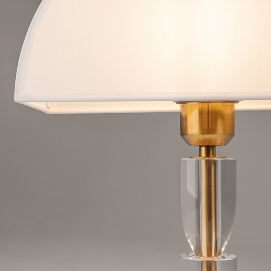 Maytoni prima lampada per tavolo soggiorno oro ottone paralume mezza luna Maytoni prima lampada per tavolo soggiorno oro ottone paralume mezza luna