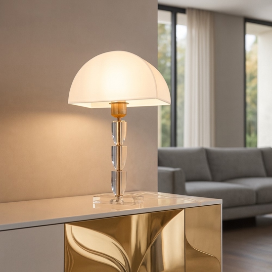 Maytoni prima lampada per tavolo soggiorno oro ottone paralume mezza luna Maytoni prima lampada per tavolo soggiorno oro ottone paralume mezza luna