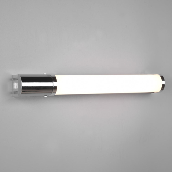 Applique da bagno cromo led 8w 3000k con presa elettrica Applique da bagno cromo led 8w 3000k con presa elettrica