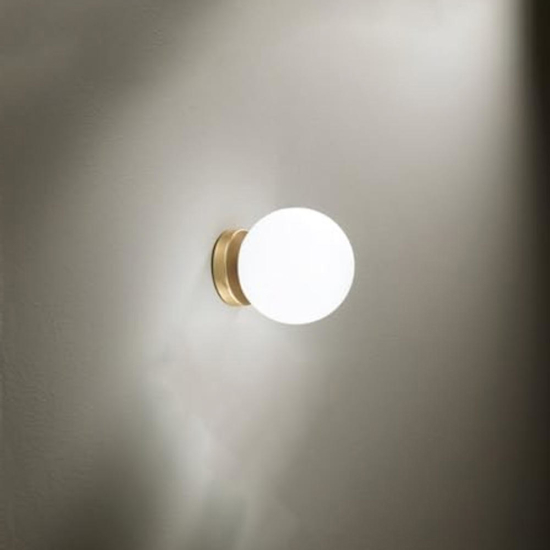 Applique oro da bagno moderno sfera vetro bianco perenz maga Applique oro da bagno moderno sfera vetro bianco perenz maga