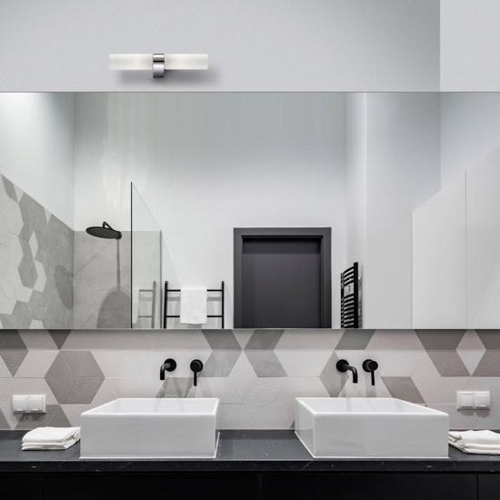 Applique da bagno moderno due luci cromo vetro bianco Applique da bagno moderno due luci cromo vetro bianco