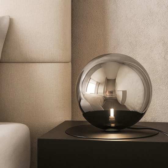 Ondaluce snail abat-jour lampada da comodno nera sfera in vetro fume