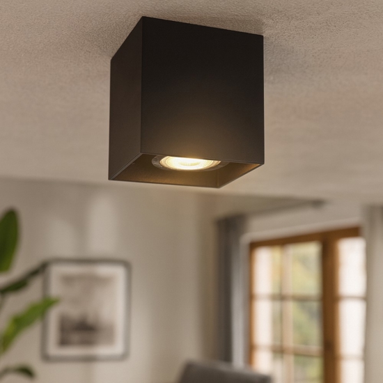 Faretto cubo da soffitto nero quadrato