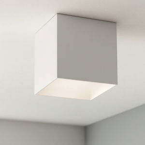 Visualizza i dettagli per Kubiko pl ideal lux faretto led cubo bianco per interni led 10w 3000k Kubiko pl ideal lux faretto led cubo bianco per interni led 10w 3000k