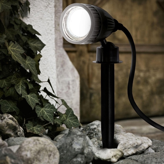 Nema eglo faretto nero con picchetto da giardino orientabile