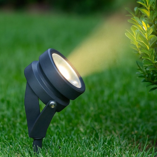 Faretto da esterno nero con picchetto orientabile led 9w 3000k ottica 12