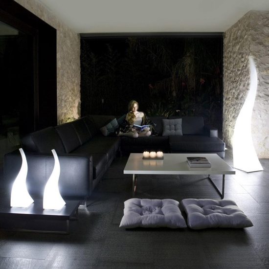 Lampada da giardino 168cm bianca per esterno design moderna
