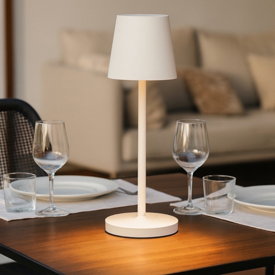 Gea luce lampada da esterno led 3w 3000k ip54 bianca moderna Gea luce lampada da esterno led 3w 3000k ip54 bianca moderna