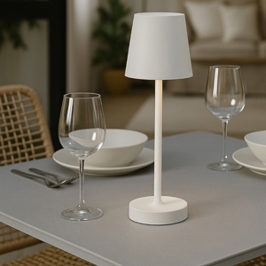 Visualizza i dettagli per Gea luce lampada da tavolo led 3w 3000k ip54 per esterno bianca Gea luce lampada da tavolo led 3w 3000k ip54 per esterno bianca