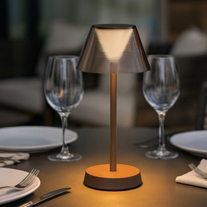 Visualizza i dettagli per Ideal lux lolita tl lampada da tavolo marrone portatile per esterno Ideal lux lolita tl lampada da tavolo marrone portatile per esterno