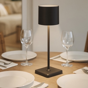 Visualizza i dettagli per Lampada da tavolo nera portatile senza fili per esterno moderna Lampada da tavolo nera portatile senza fili per esterno moderna