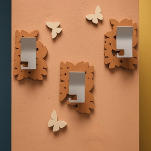 Appendiabiti da parete moderno farfalle legno colore abbronzato
