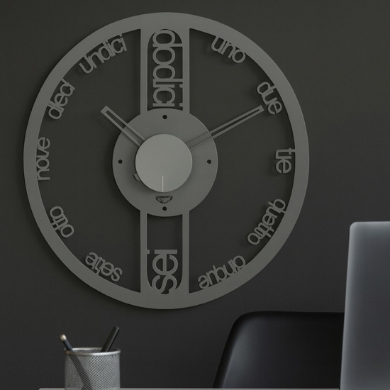 Orologio rotondo da parete design originale fango Orologio rotondo da parete design originale fango