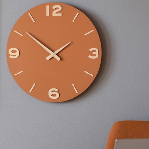 Orologio moderno da parete smarty legno colore terracotta 