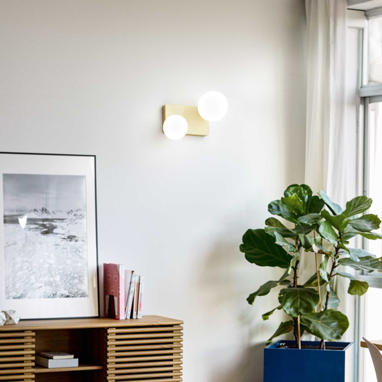 Penta pl2 ideal lux plafoniera moderna oro spazolato sfere vetro bianco