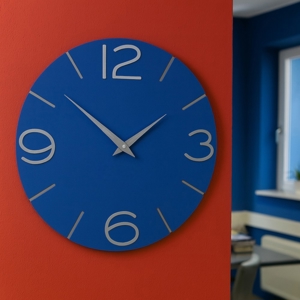 Orologio da parete moderno blu elettrico