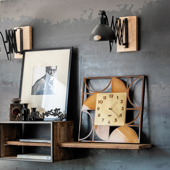 Orologio da parete moderno design quadrato caramello e oro Orologio da parete moderno design quadrato caramello e oro