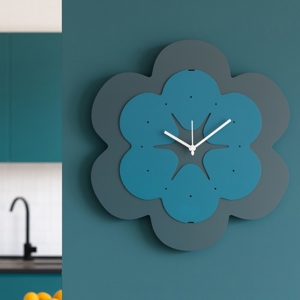 Orlogio blu da parete moderno design fiore