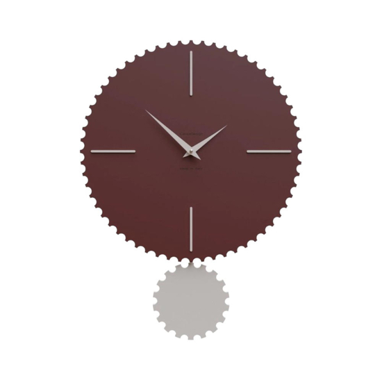 Orologio da parete con pendolo moderno in legno rosso e sabbia