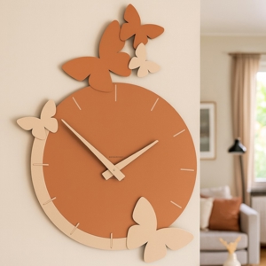 Orologio moderno a parete legno colore abbronzato