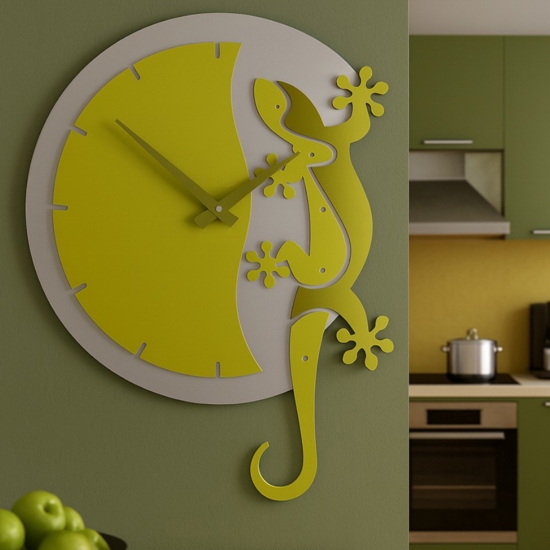 Orologio moderno da parete legno colore verde cedro