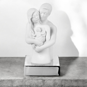 Visualizza i dettagli per Bomboniera busto famiglia moderna base argento Bomboniera busto famiglia moderna base argento