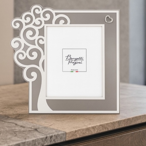 Visualizza i dettagli per Portafoto cornice da tavolo albero della vita 27x27 grigio bongelli preziosi Portafoto cornice da tavolo albero della vita 27x27 grigio bongelli preziosi