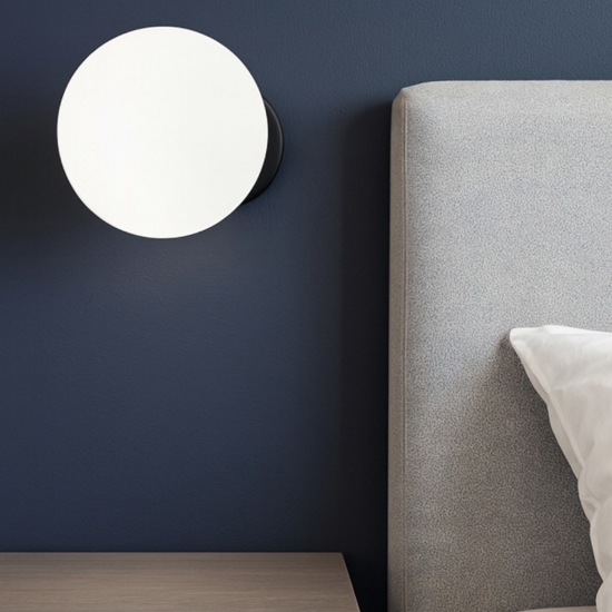 Applique da comodino nero per camera da letto maga perenz