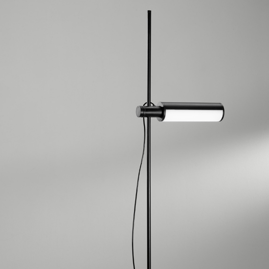 Piantana nera ultima perenz illuminazione led cct 3000k 4000k 6000k dimmerabile