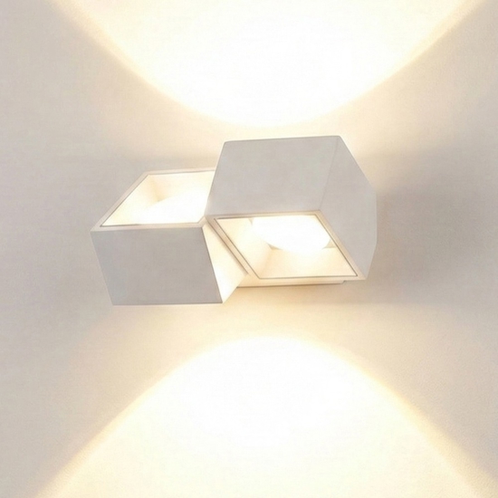 Sforzin applique in gesso bianco quadrata due luci bianche nasso