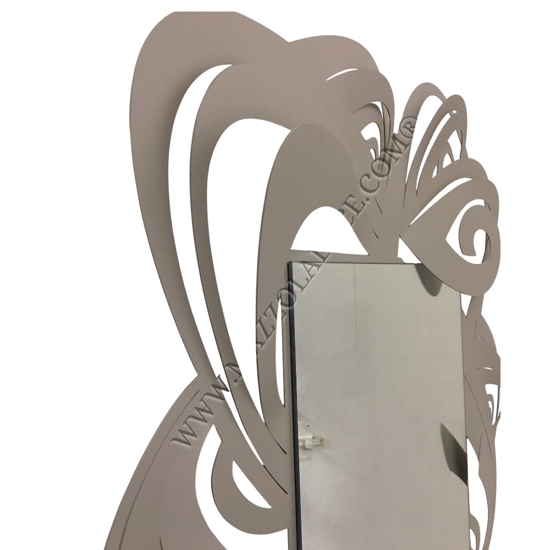 Specchio da parete design moderno in metallo per ingresso colore sabbia