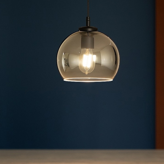 Ondaluce so verve 4 lampada a sospensione sfera vetro fume base nero