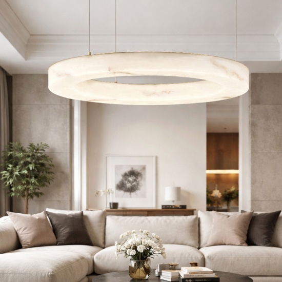 Lampadario anello pietra effetto alabastro parti oro per soggiorno