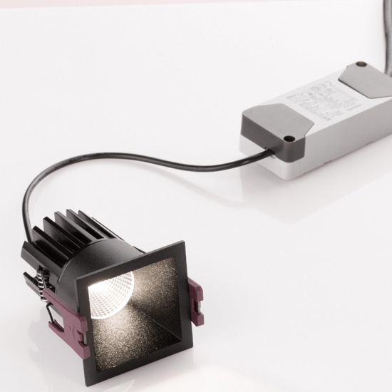 Faretto led 7w 3000k quadrato nero da incasso a soffitto