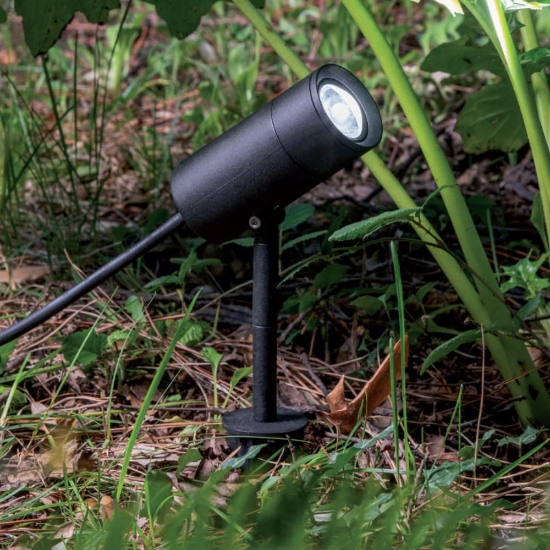 Faretto nero con picchetto per giardino led 9w cct 3000k 4000k 6000k ip65