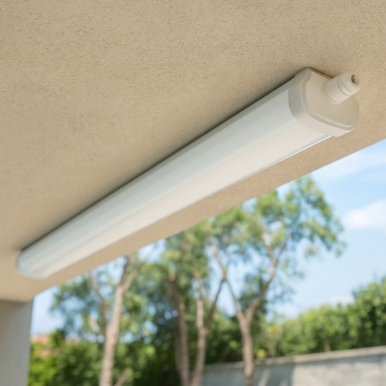 Plafoniera tubo per esterno bianca 119cm led 30w 4000k ip65