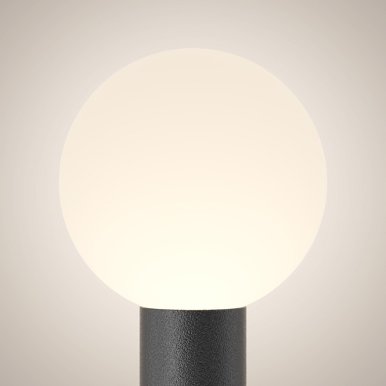 Maytoni bold lampione da giardino ip54 con sfera